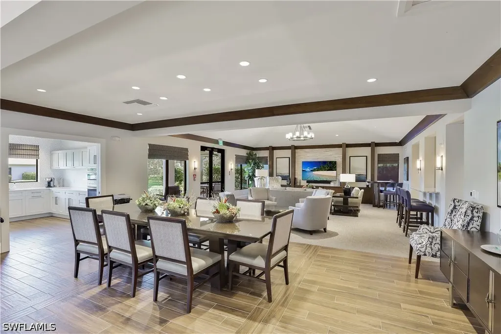 7661 San Sebastian Way Naples FL 34109