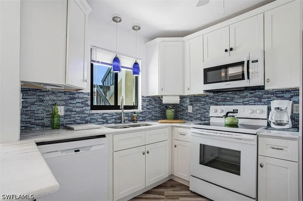 4257 27th Court SW Naples FL 34116