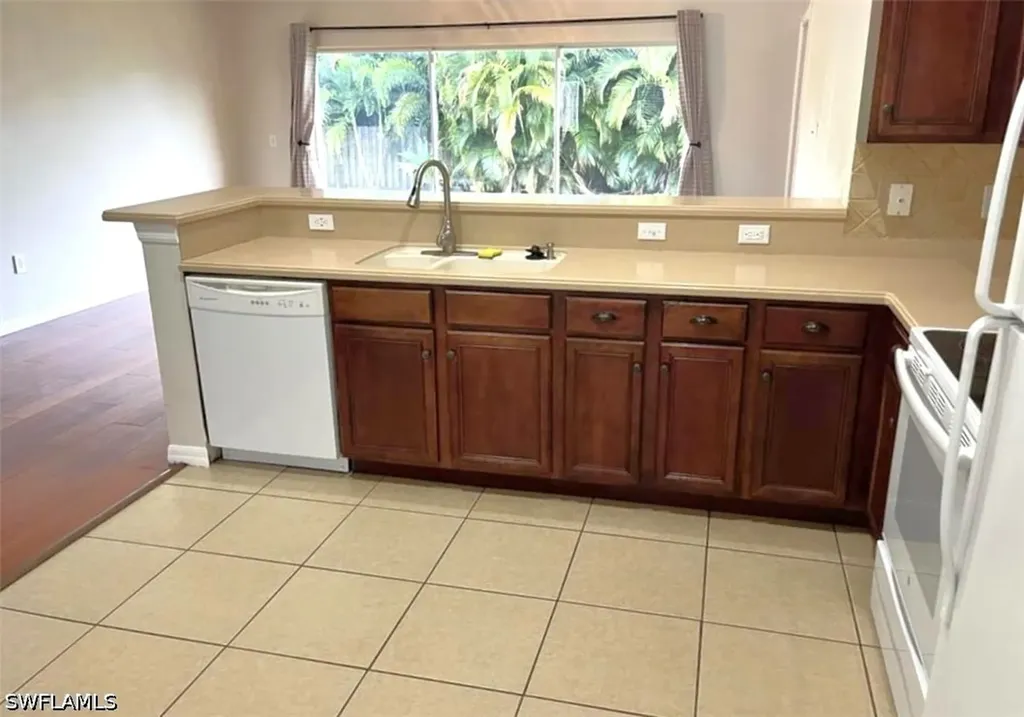 8334 Robin Road Robin Road Fort Myers FL 33967