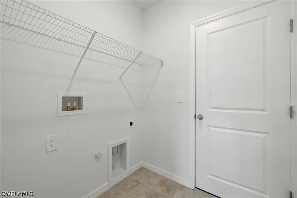 858 Rue Labeau Circle Fort Myers FL 33913