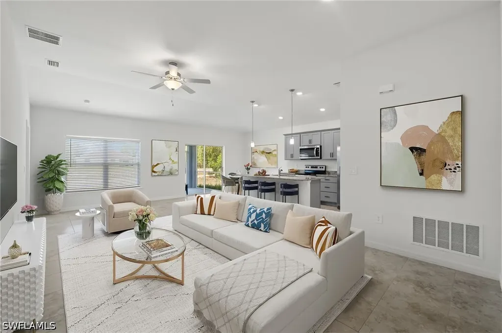 858 Rue Labeau Circle Fort Myers FL 33913