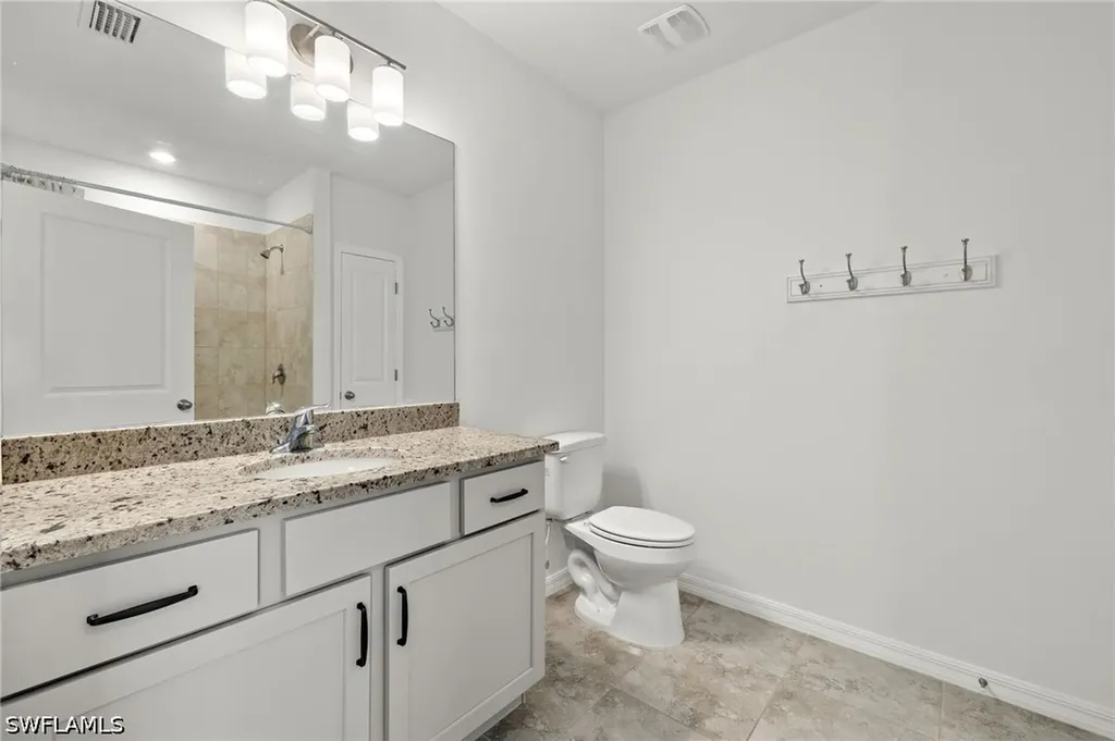 858 Rue Labeau Circle Fort Myers FL 33913
