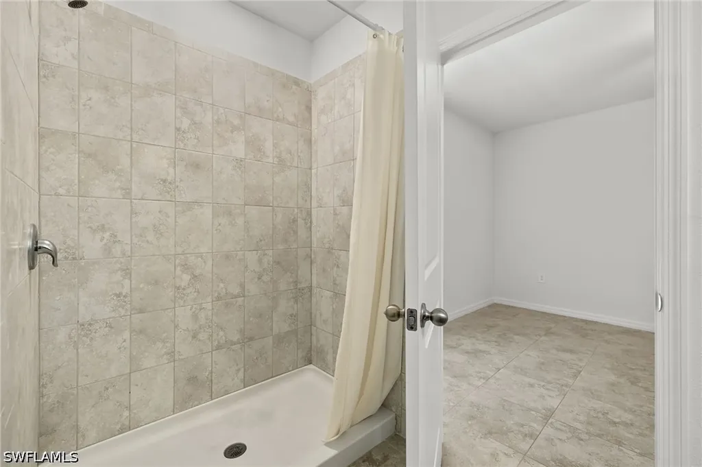 858 Rue Labeau Circle Fort Myers FL 33913