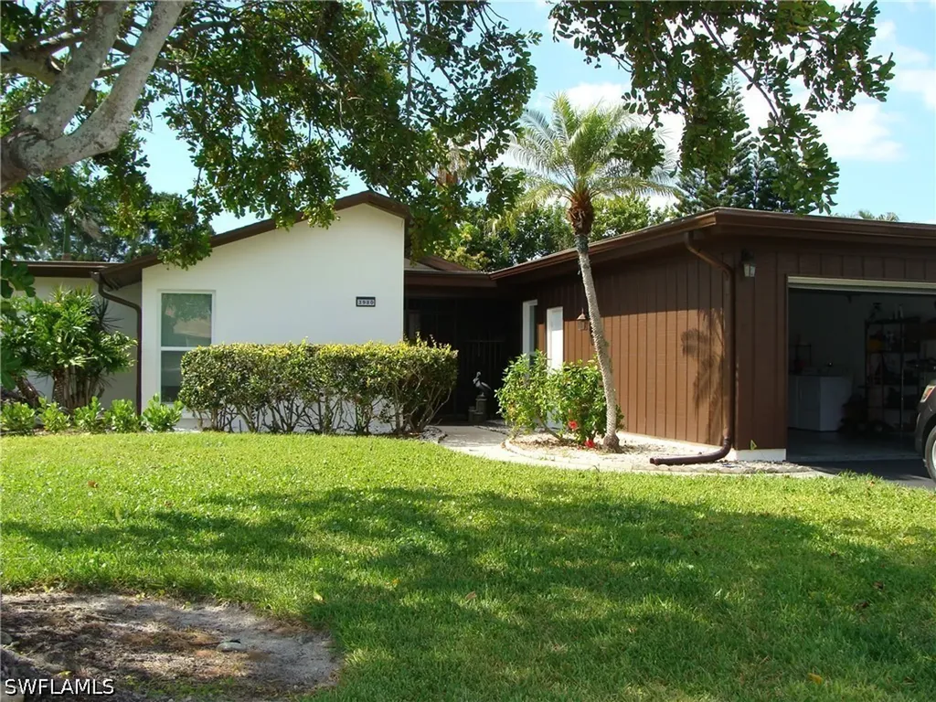 3980 Estero Bay Lane Naples FL 34112