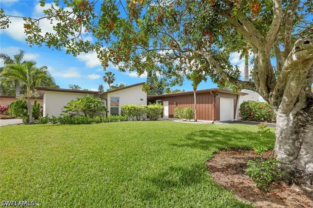 3980 Estero Bay Lane Naples FL 34112