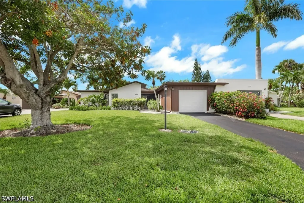3980 Estero Bay Lane Naples FL 34112