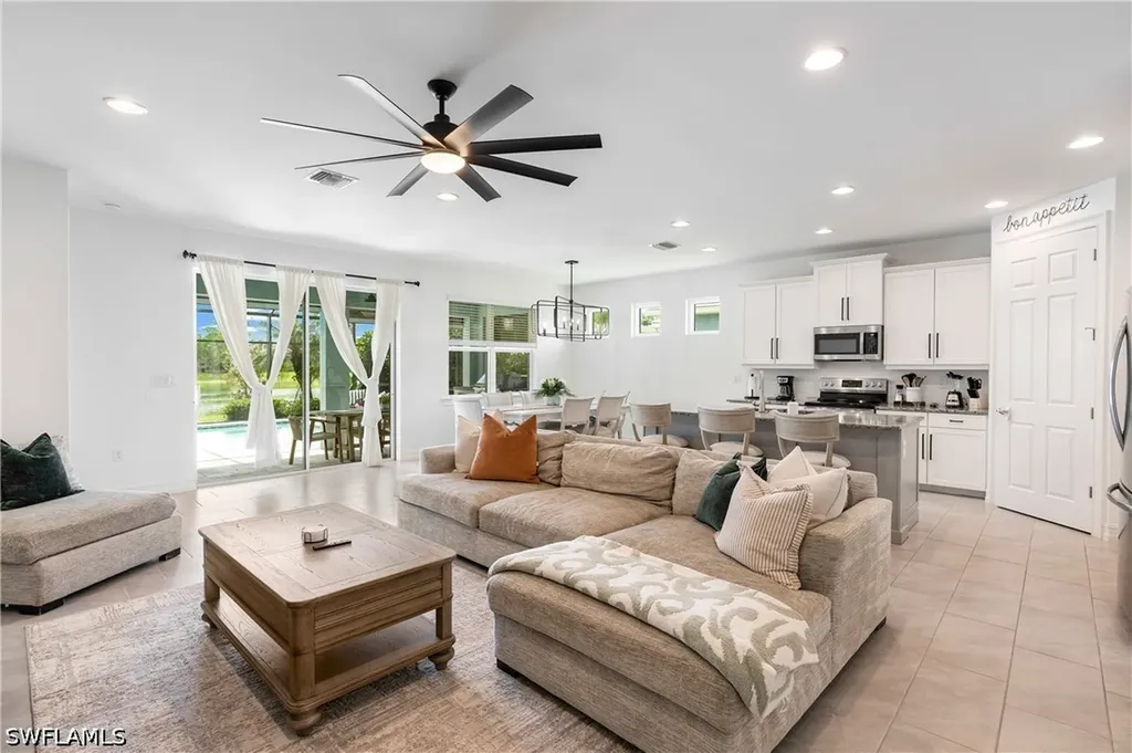 14837 Windward Lane Naples FL 34114
