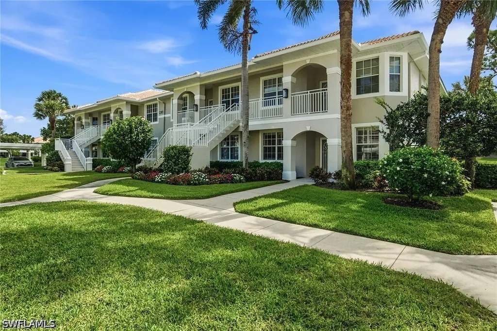 2310 Carrington Court Naples FL 34109