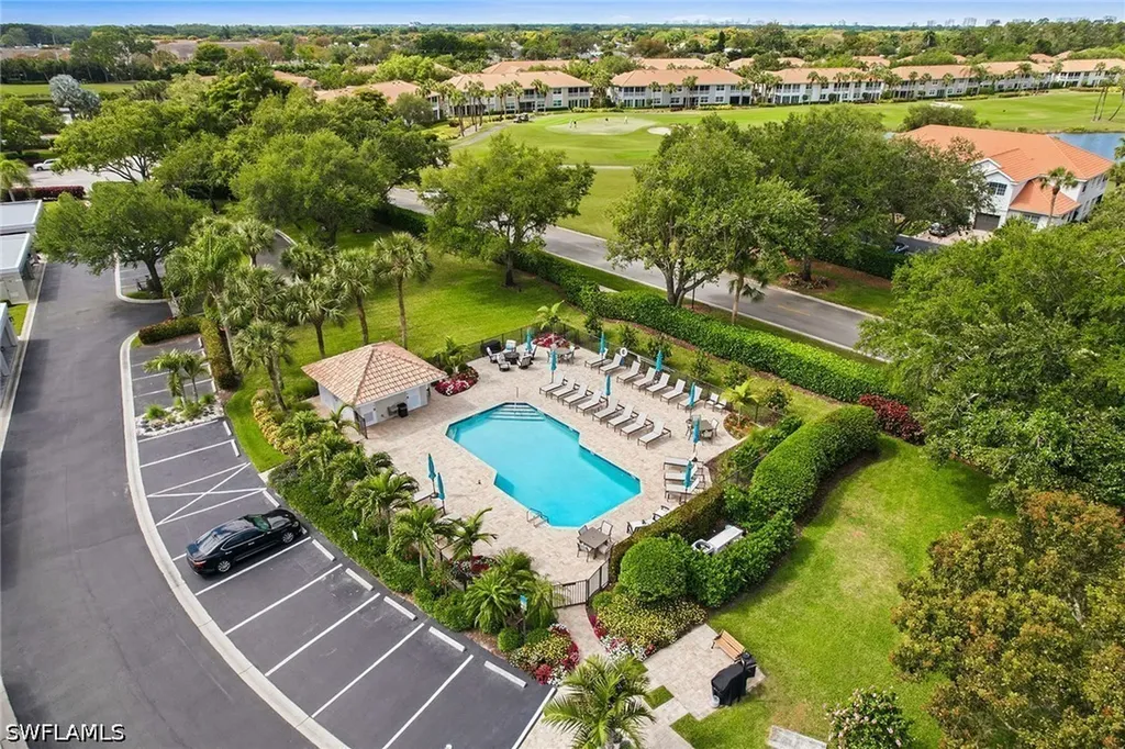 2310 Carrington Court Naples FL 34109