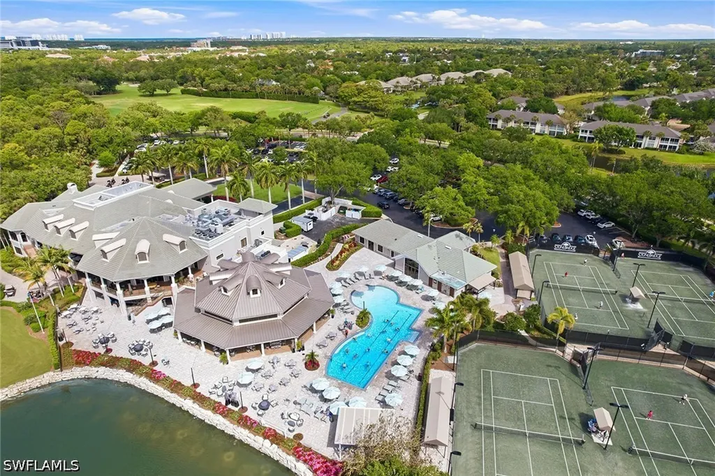 2310 Carrington Court Naples FL 34109