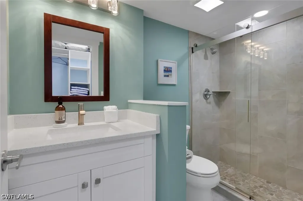 600 Neapolitan Way Naples FL 34103