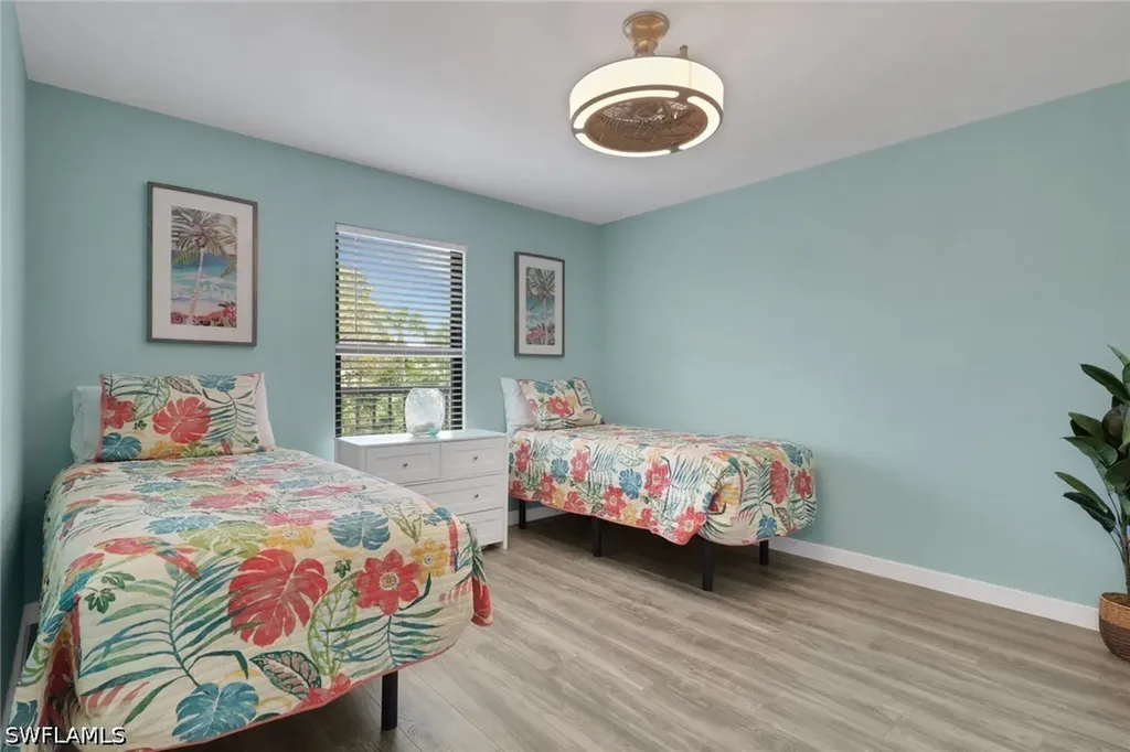 600 Neapolitan Way Naples FL 34103