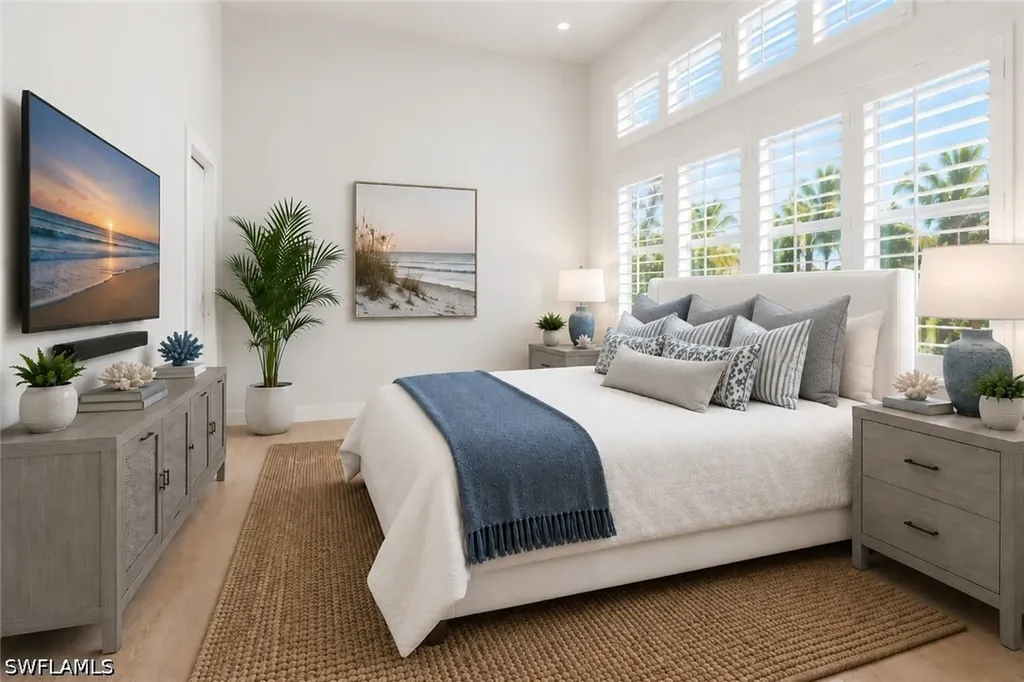1070 5th Street S Naples FL 34102