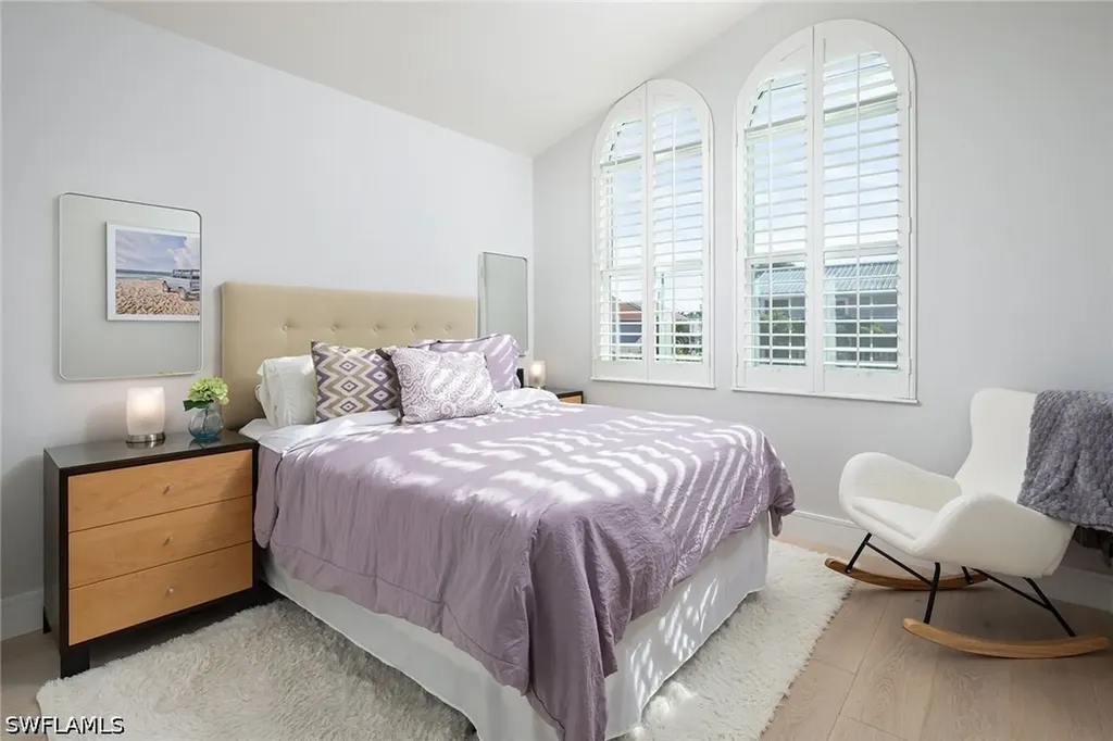 1070 5th Street S Naples FL 34102
