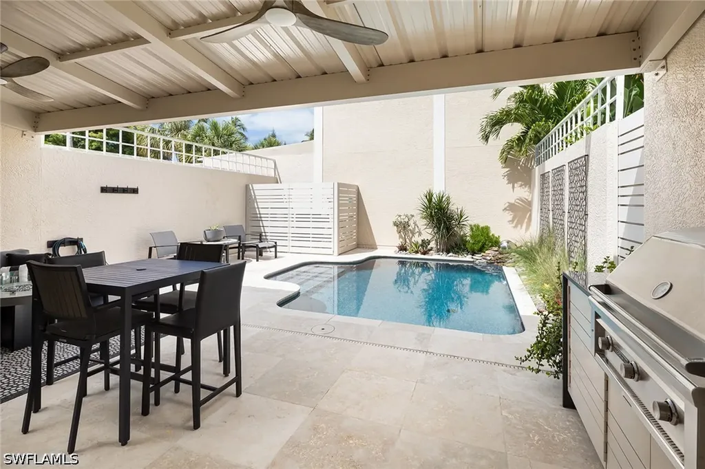 1070 5th Street S Naples FL 34102
