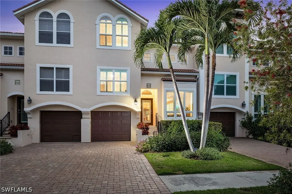 1070 5th Street S Naples FL 34102