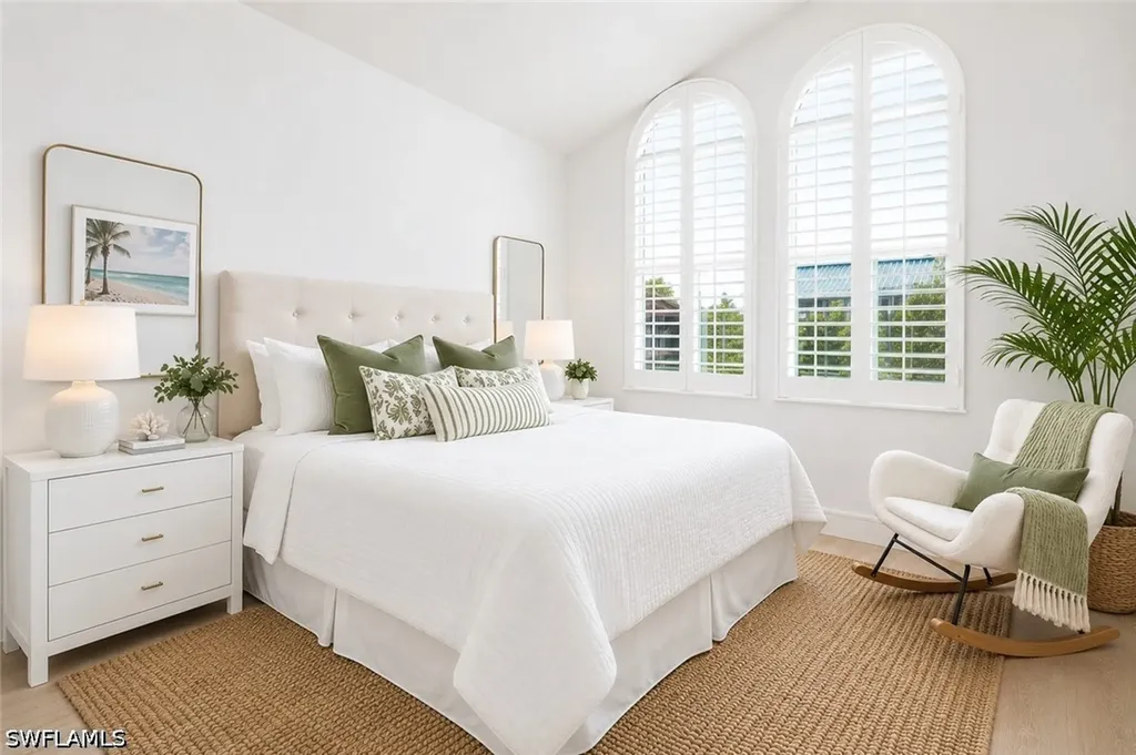 1070 5th Street S Naples FL 34102