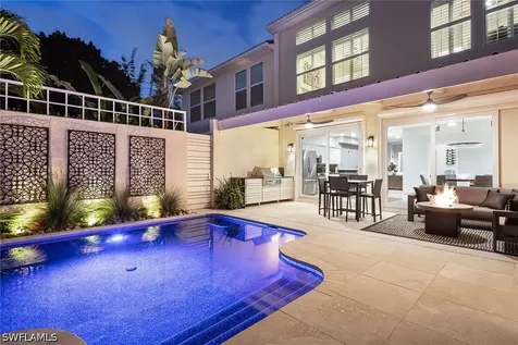 1070 5TH Street S Naples FL 34102