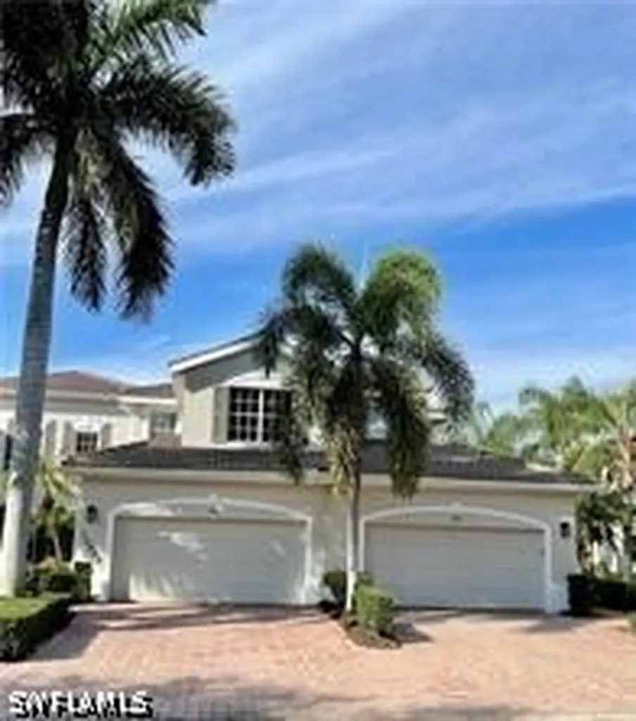 Naples FL, 12823 Carrington Circle, Unit 4