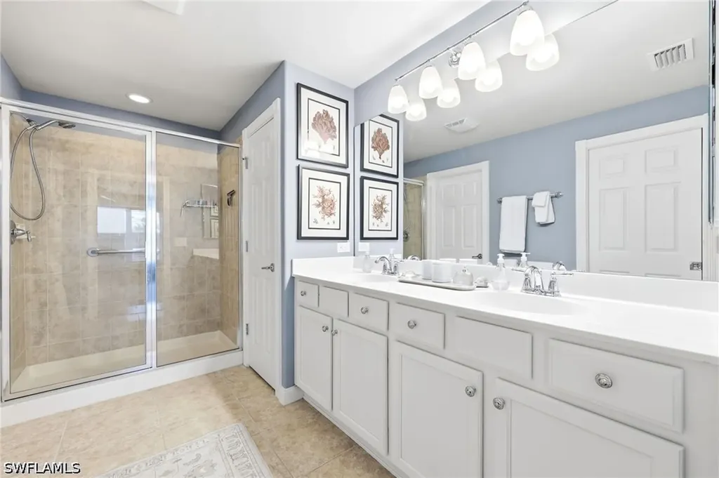 8658 Genova Court Naples FL 34114