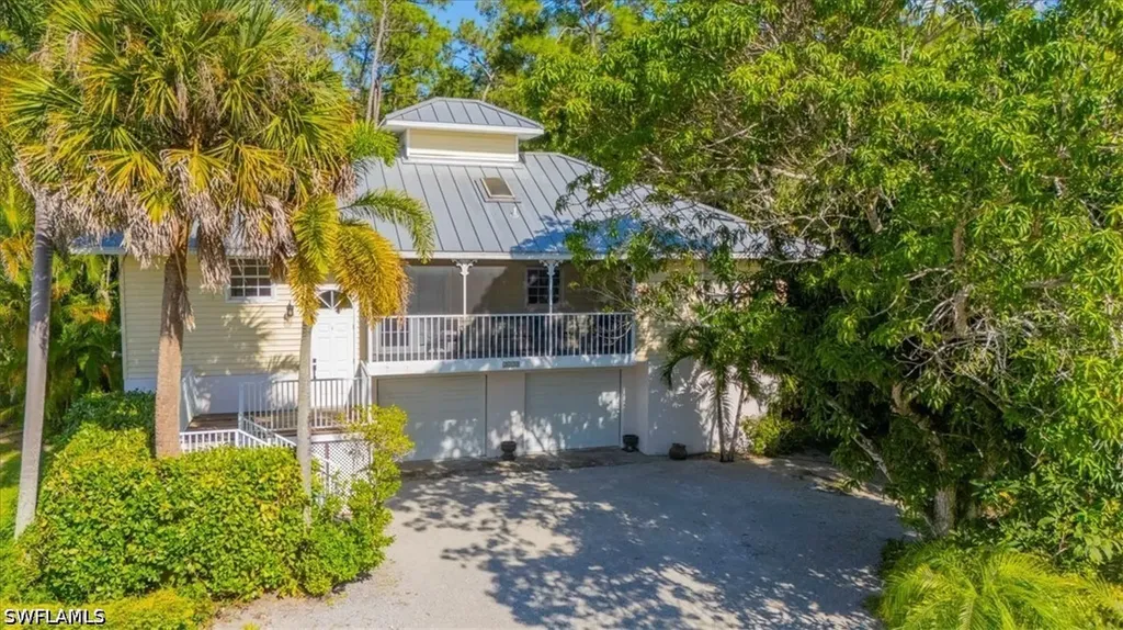 3618 Cottage Club Lane Naples FL 34105