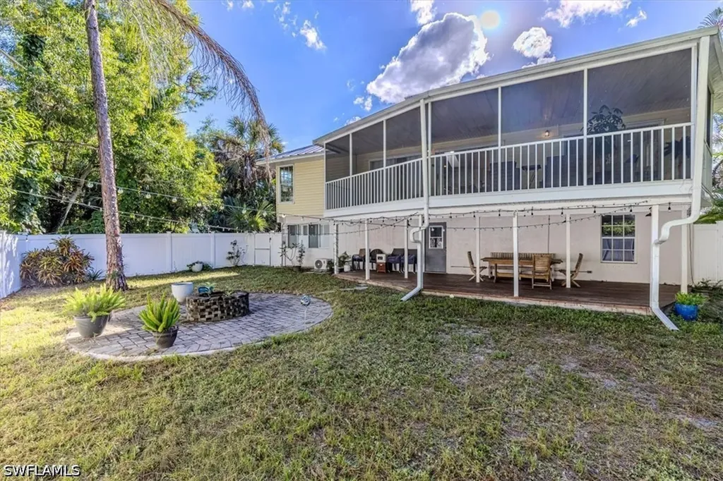 3618 Cottage Club Lane Naples FL 34105