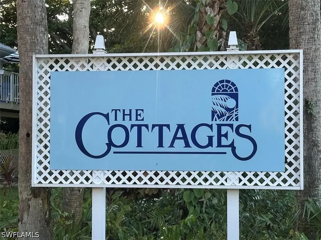 3618 Cottage Club Lane Naples FL 34105