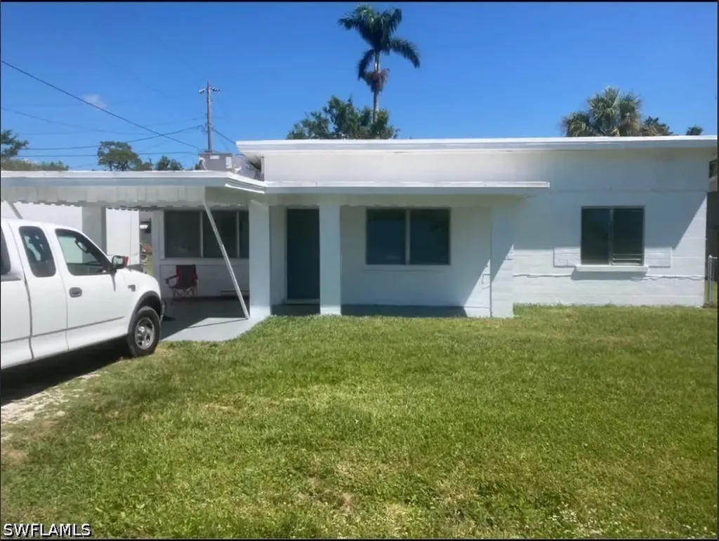 74 Victoria Drive North Fort Myers FL 33917
