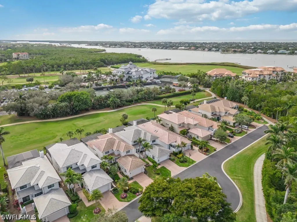3868 Clipper Cove Drive Naples FL 34112