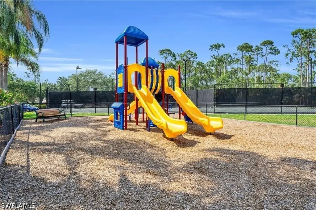 4950 Deerfield Way Naples FL 34110