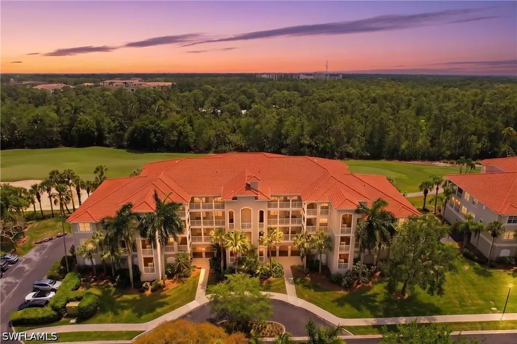4864 Hampshire Court Naples FL 34112
