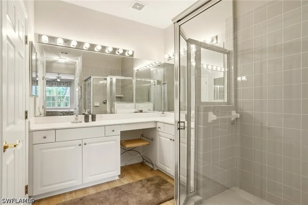 4864 Hampshire Court Naples FL 34112