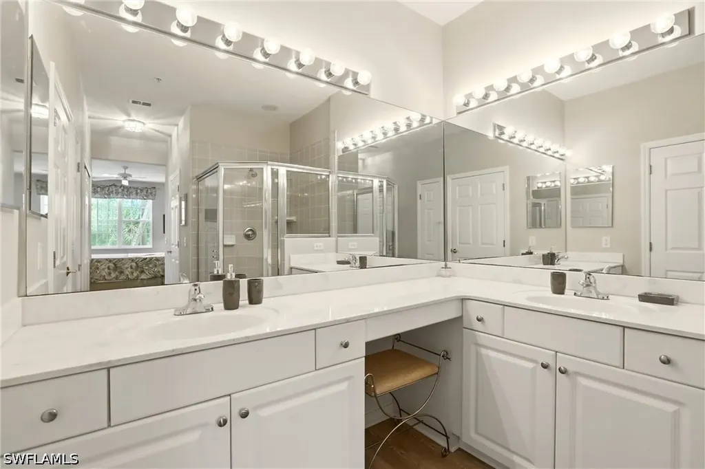 4864 Hampshire Court Naples FL 34112