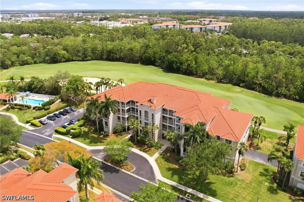 4864 Hampshire Court Naples FL 34112