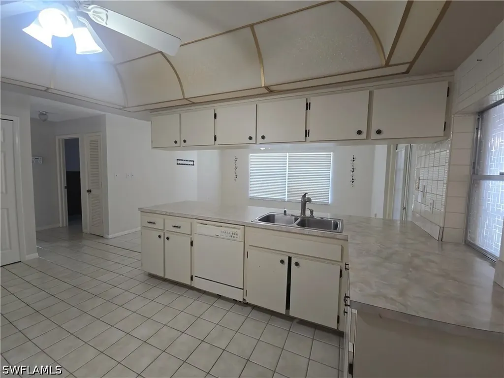 4472 30th Place SW Naples FL 34116