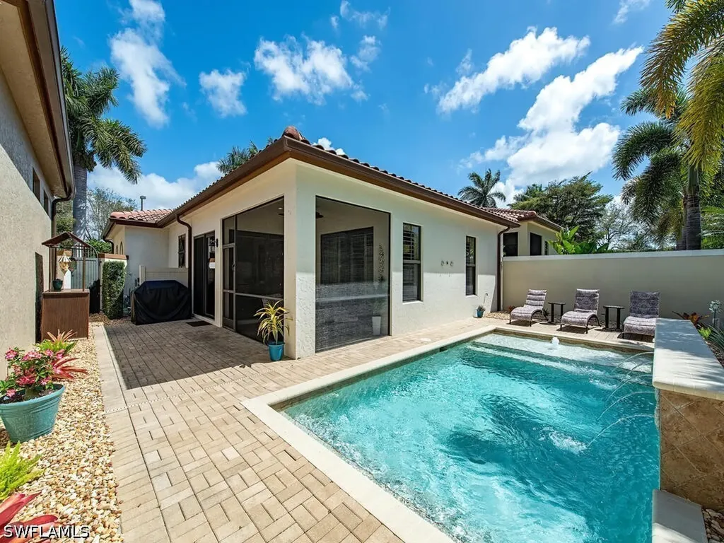 8000 Cordoba Place Naples FL 34113