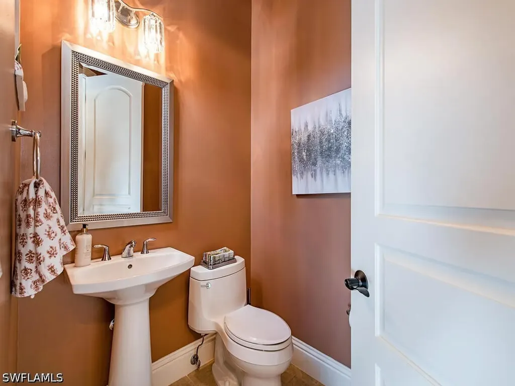 8000 Cordoba Place Naples FL 34113