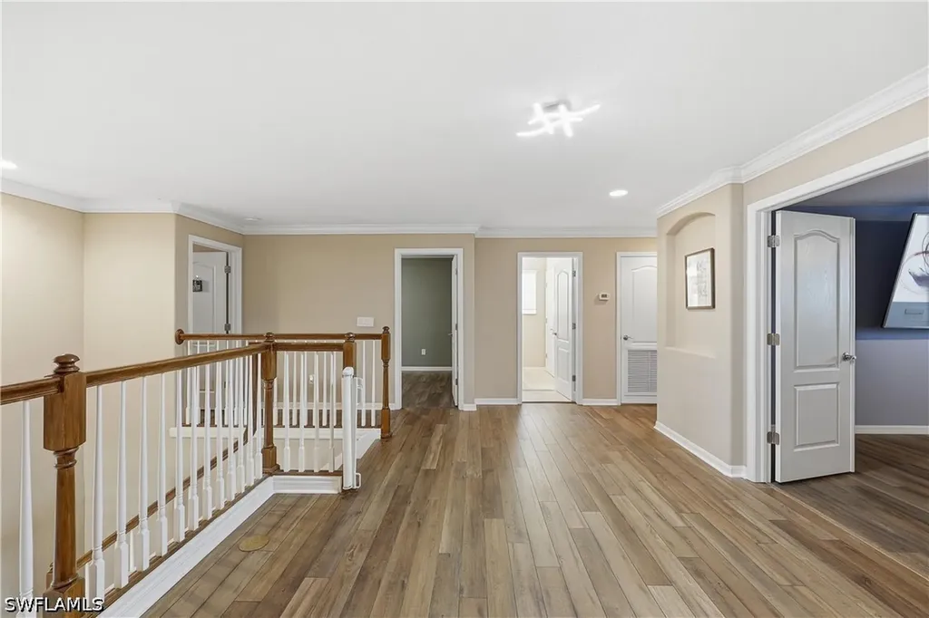 2446 Heydon Circle E Naples FL 34120