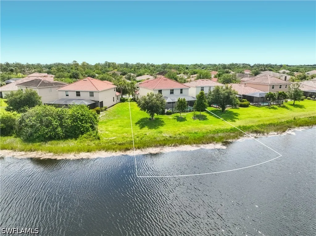 2446 Heydon Circle E Naples FL 34120