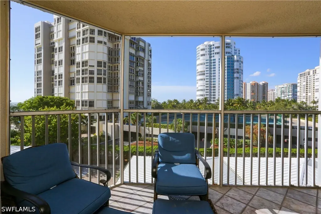 4041 Gulf Shore Boulevard N Naples FL 34103