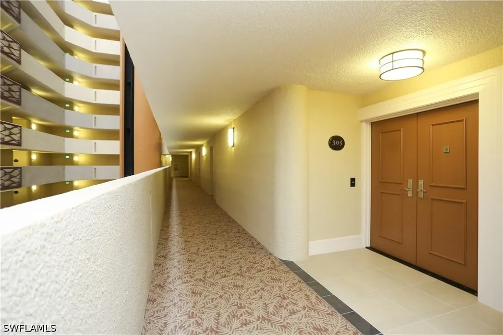 4041 Gulf Shore Boulevard N Naples FL 34103