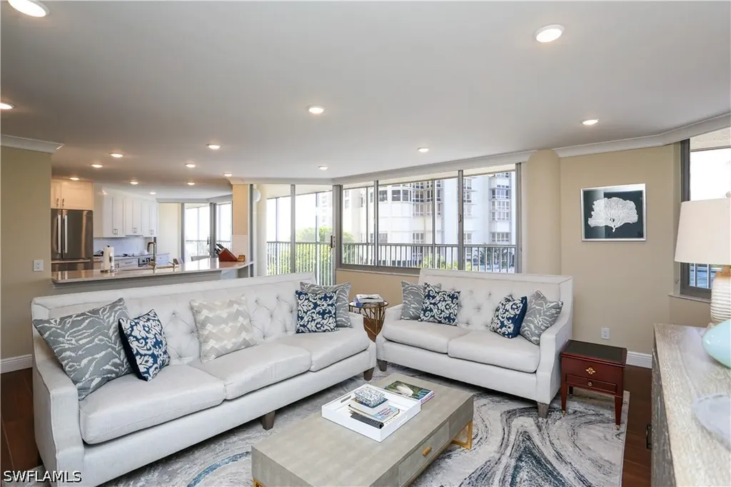 4041 Gulf Shore Boulevard N Naples FL 34103