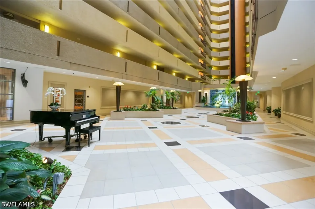 4041 Gulf Shore Boulevard N Naples FL 34103
