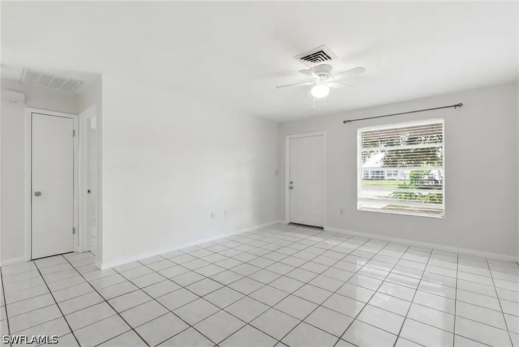 1195 S Alhambra Circle Naples FL 34103