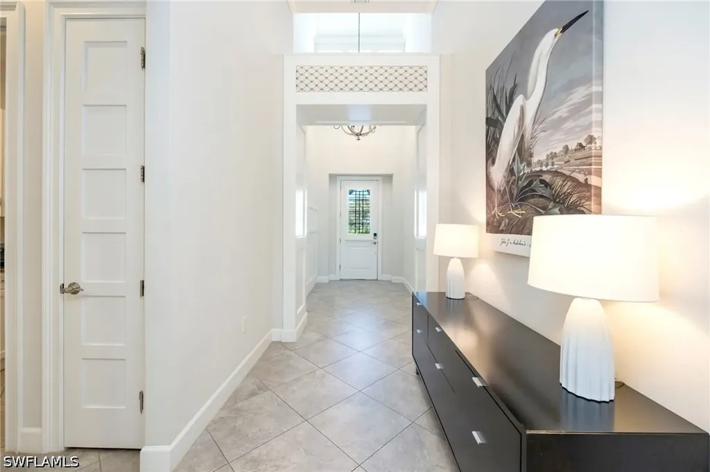 6466 Warwick Avenue Naples FL 34113