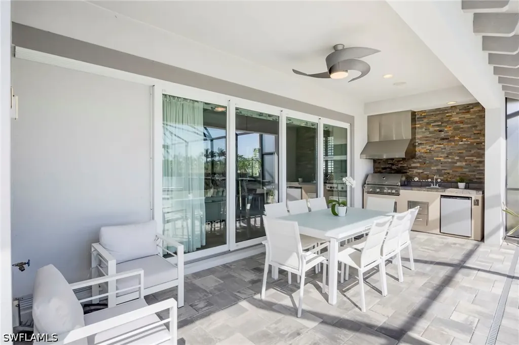 6466 Warwick Avenue Naples FL 34113