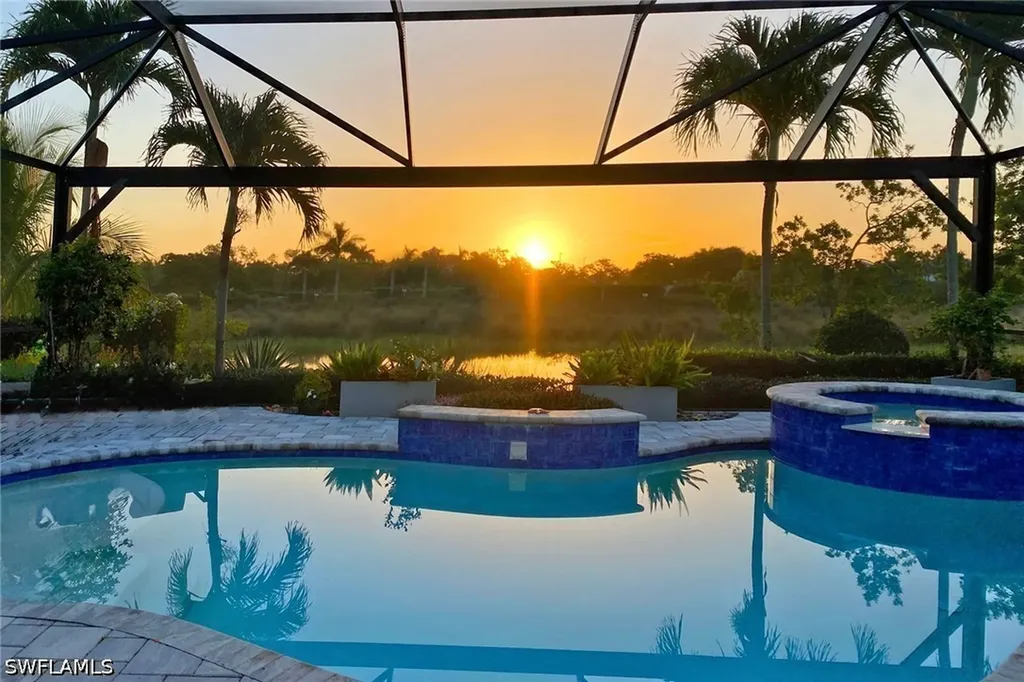 6466 Warwick Avenue Naples FL 34113