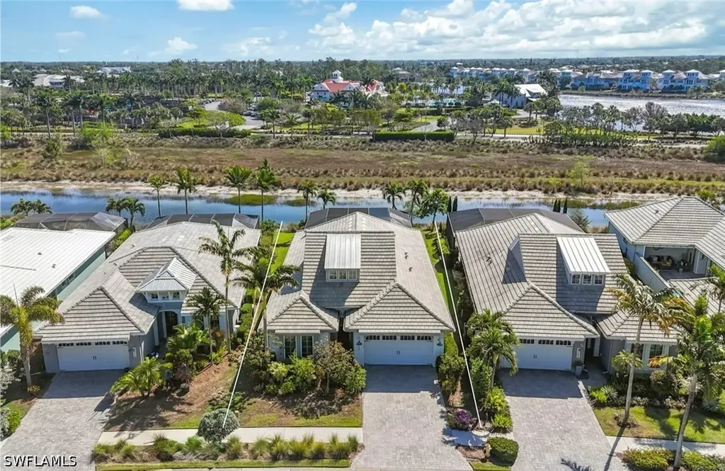 6466 Warwick Avenue Naples FL 34113