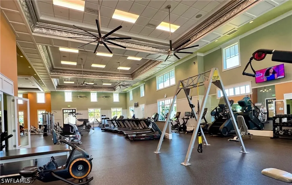 6466 Warwick Avenue Naples FL 34113