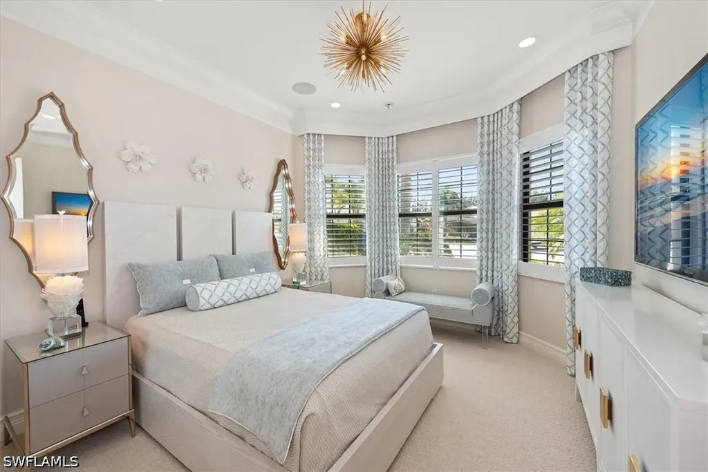 3168 Pacific Drive Naples FL 34119